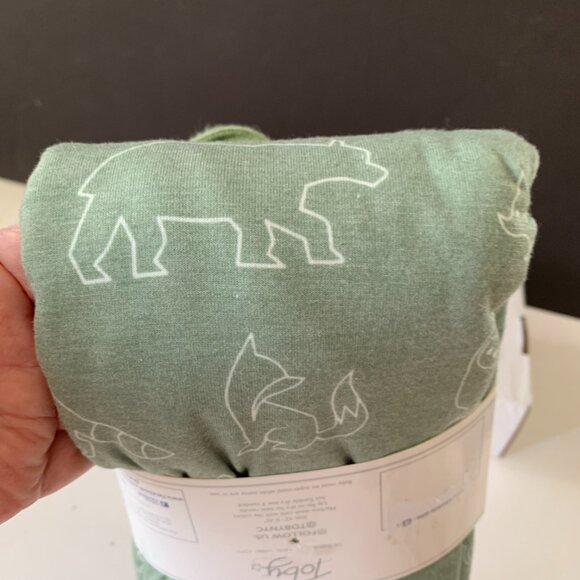 TOBY HAT WRAP and BOOTIES 3 PIECE SET 42" BY 42" WRAP NEW - Picture 7 of 7